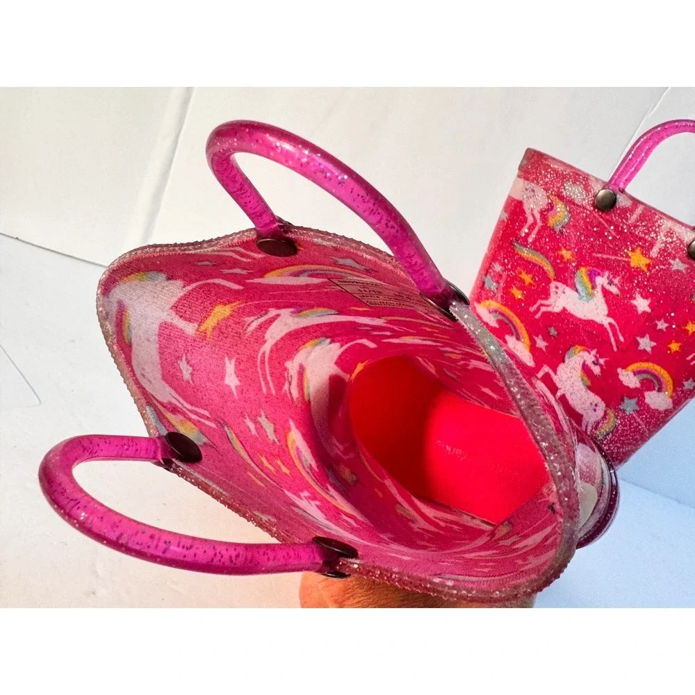 Rain boots Pink Glitter Unicorn & Rainbow Easy-on , light up heels‎ EUC